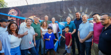 Llaryora y Pretto inauguraron el polideportivo social número 60