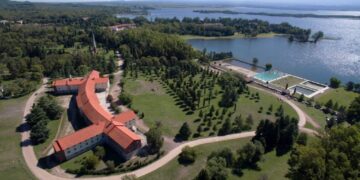 Rehabilitaron dos hoteles del complejo turístico de Embalse