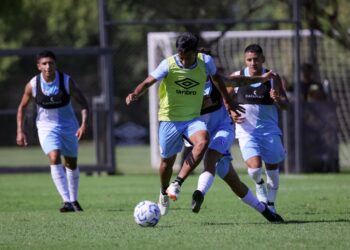 Racing de Nueva Italia goleó a la reserva de Belgrano