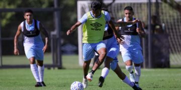 Racing de Nueva Italia goleó a la reserva de Belgrano