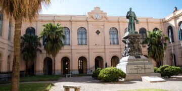 Asesinato en el rectorado