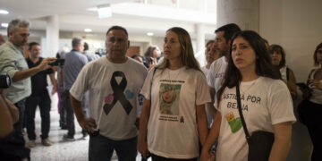 Cuarto día del histórico juicio por la muerte de bebés: comienzan a declarar las familias