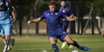 Talleres y Racing empataron 1-1 en el CARD
