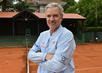 Frana dio su primera lista como capitán de la Davis