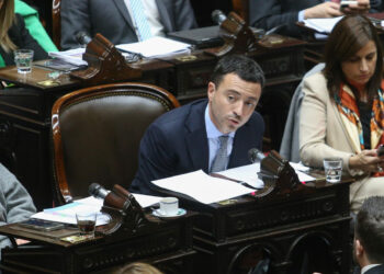 De Loredo exige dar marcha atrás con «el feroz ajuste impositivo»