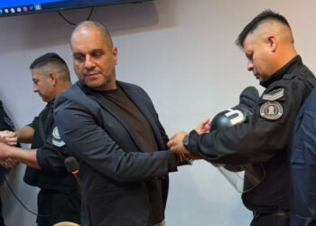 Tras ser declarado culpable, Cositorto discutió a los gritos con el Tribunal