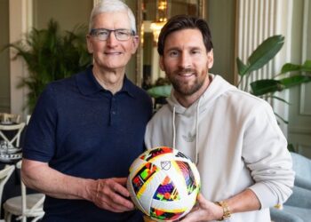 Cook, multimillonario CEO de Apple, le pidió una foto a Lionel Messi