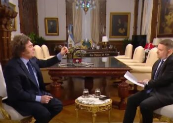 Milei pidió investigar el «vínculo» entre «políticos corruptos» y «periodistas ensobrados»