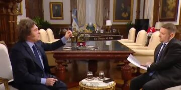 Milei pidió investigar el «vínculo» entre «políticos corruptos» y «periodistas ensobrados»