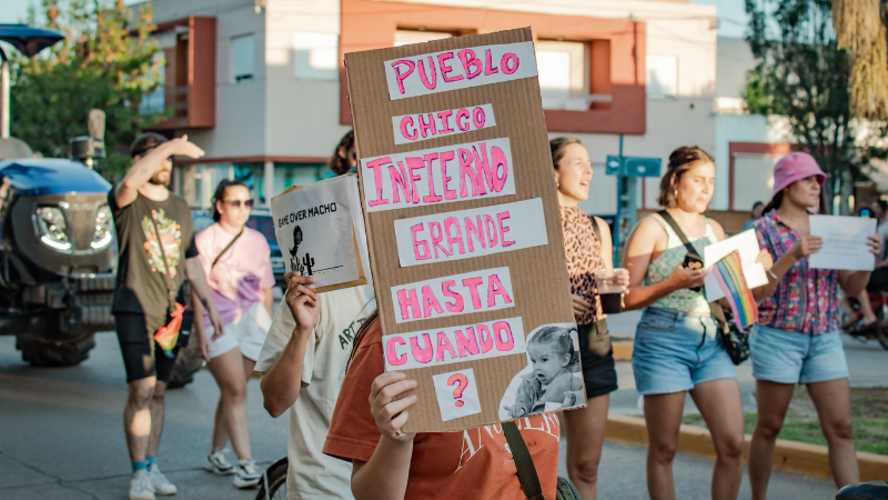 4° Marcha del Orgullo en La Carlota: Conquistas, lucha y diversidad en la calle 4° Marcha del Orgullo en La Carlota: Conquistas, lucha y diversidad en la calle