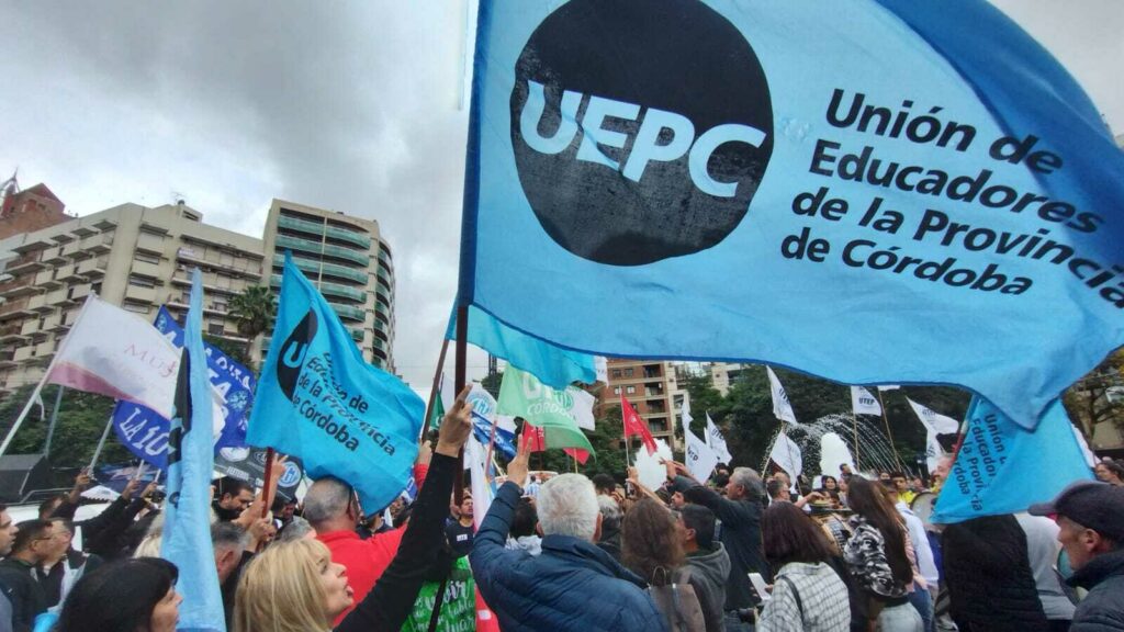 Primera reunión paritaria entre UEPC y la Provincia