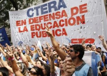 La CGT anunció dos paros docentes para febrero y marzo