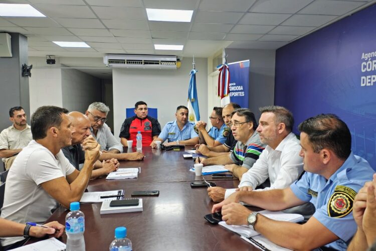 El encuentro se jugará el domingo desde las 19 en Nueva Italia. Por la Liga Profesional también serán locales Talleres y Belgrano.