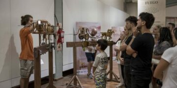 Un viaje al universo de Da Vinci y sus inventos en el Museo de Ciencias Naturales