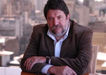 «Violó la Constitución»: Lozano denunció que Milei fue parte de una “asociación ilícita”