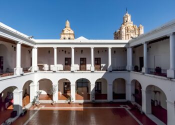 Blanco y puro, sólo en apariencia