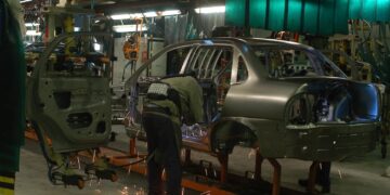 General Motors desvinculó a más de 300 empleados de su planta de Alvear
