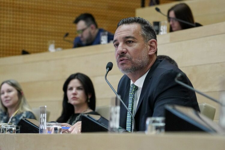 Miguel Siciliano, referente del gobernador Llaryora en la Unicameral provincial.