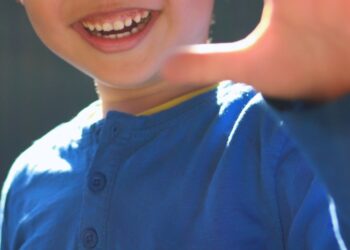 Convocatoria a adopción: un niño de 3 años busca familia en Córdoba