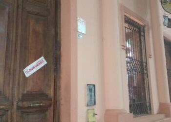 Desarticularon tres fiestas clandestinas y clausuraron 11 locales sin habilitación