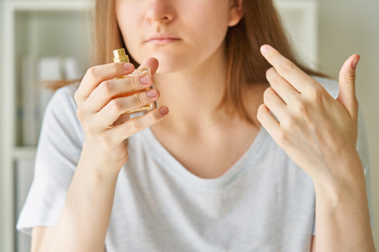 La anosmia es la pérdida del olfato.