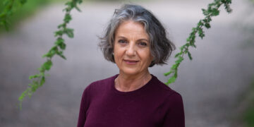 Una investigadora de la UNC recibió un premio internacional por su aporte a la ecología