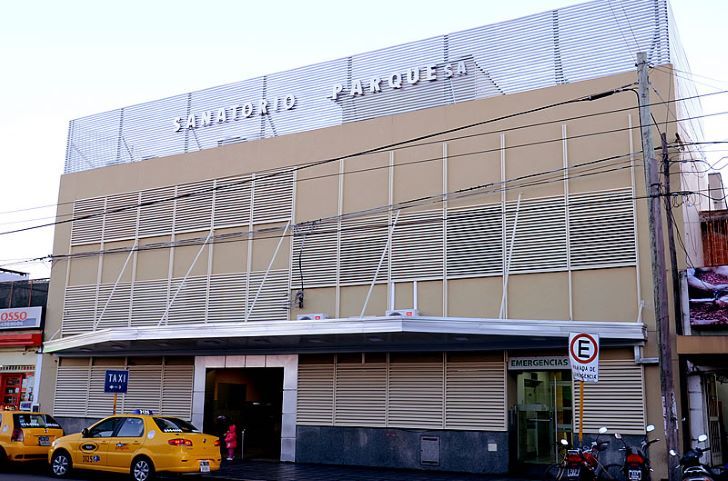 Quedó grave tras ser atacado por un grupo de rugbiers a la salida de un boliche