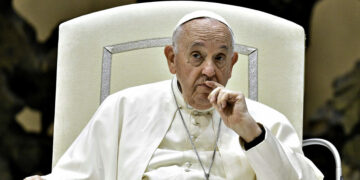 El Vaticano informó que el papa Francisco se mantuvo «estable»
