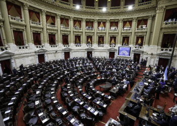 Diputados oficializó la sesión opositora del miércoles para tratar el «criptogate»
