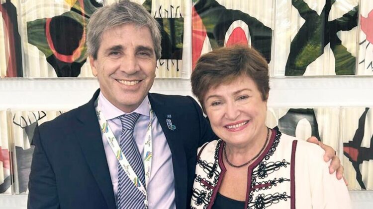 Argentina negocia un desembolso de US$20.000 millones del FMI.