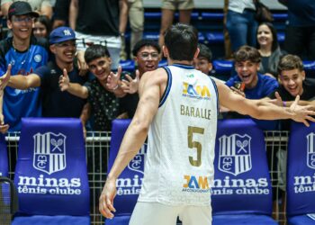 Instituto cayó ante Minas y este jueves buscará el pase a la Final 4