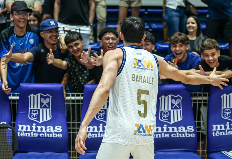 Instituto cayó ante Minas y este jueves buscará el pase a la Final 4