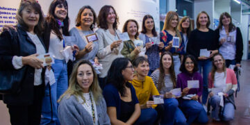 El museo de la Facultad de Ciencias Químicas destaca el trabajo de científicas cordobesas