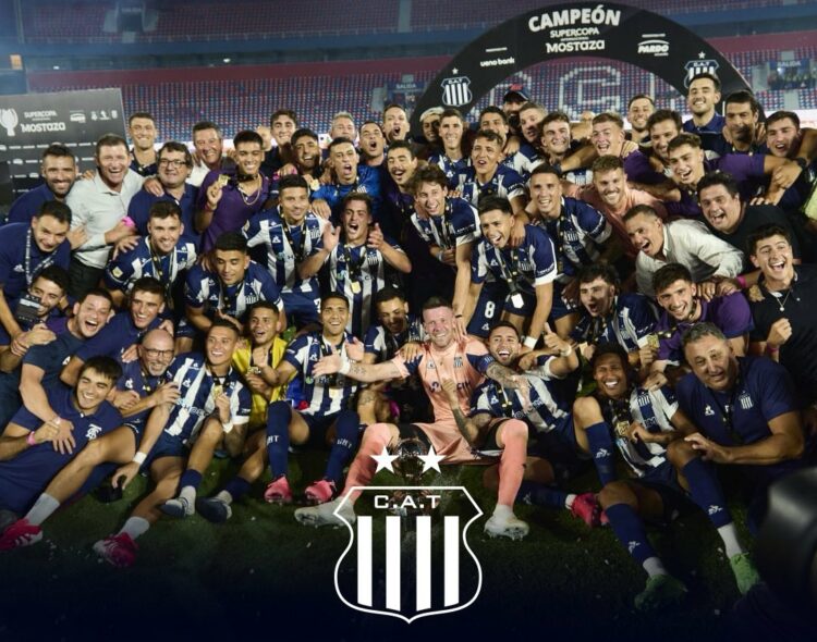 Talleres celebra su histórico título en el Kempes