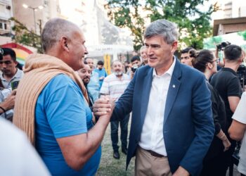 Passerini inauguró la puesta en valor de la Plaza de las Infancias Cordobesas