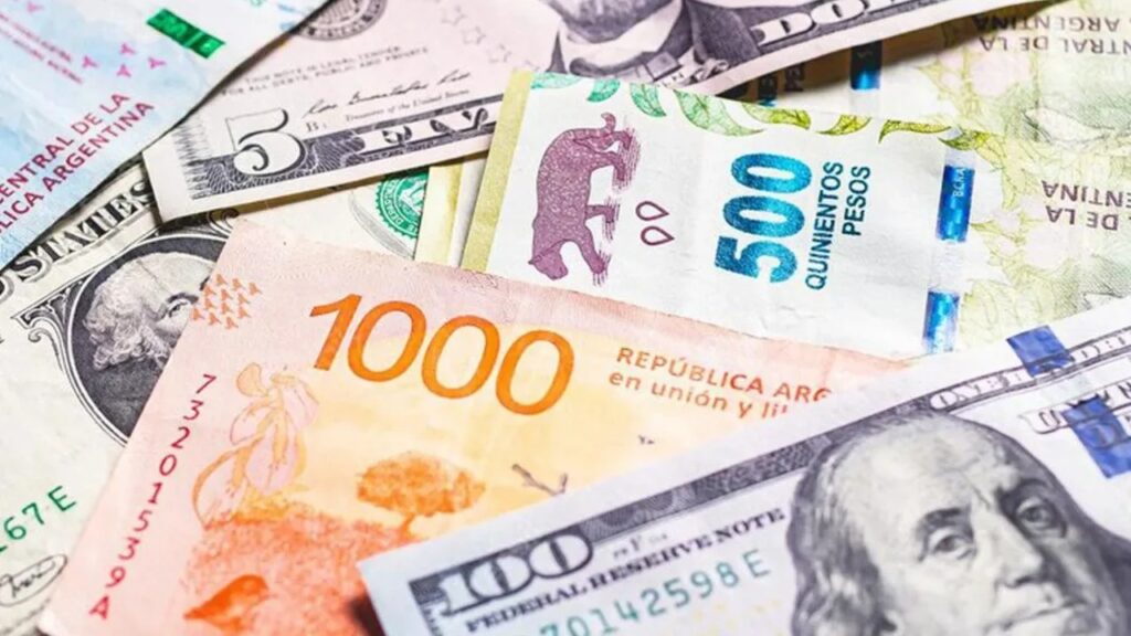 Los créditos en pesos y en dólares continuaron la tendencia alcista