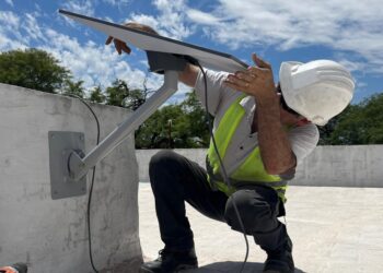 Las 871 escuelas rurales de Córdoba ya cuentan con internet satelital