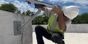 Las 871 escuelas rurales de Córdoba ya cuentan con internet satelital