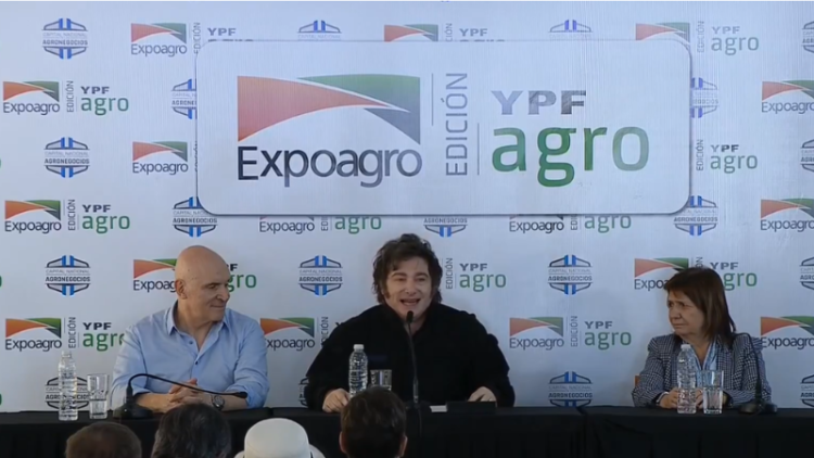 Javier Milei en la ExpoAgro: "La motosierra es un emblema mundial"