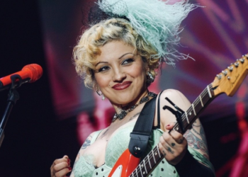 Mon Laferte conquistó al público argentino en Lollapalooza con un show vibrante