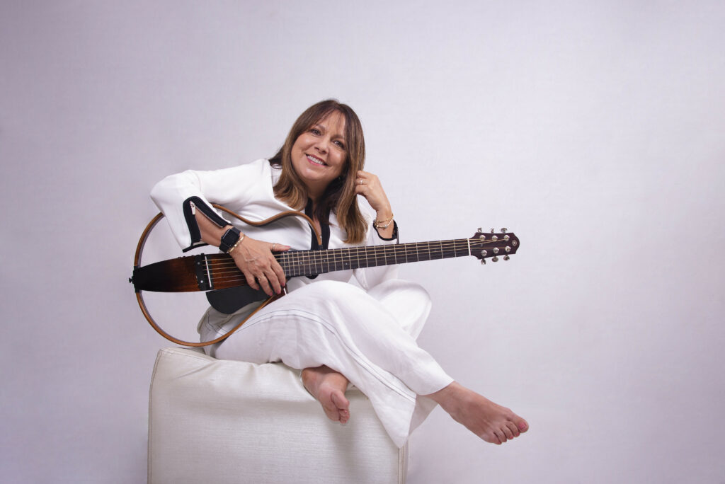 Liuba María Hevia llega a la ciudad con sus canciones