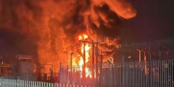 Un incendio en un aeropuerto de Alemania provocó un apagón en Londres