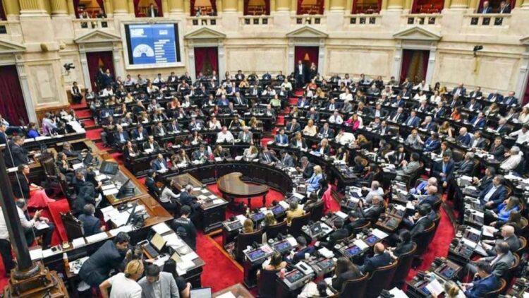 El lunes vence el congelamiento de las dietas: senadores pasarían a cobrar $ 9.000.000