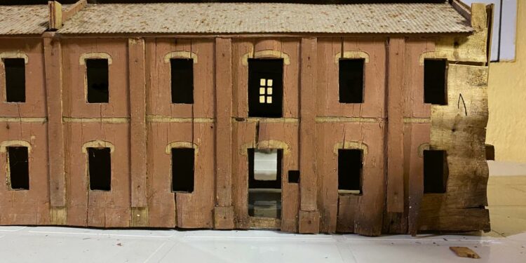 Una joya recuperada: la restauración de una maqueta histórica en Morteros