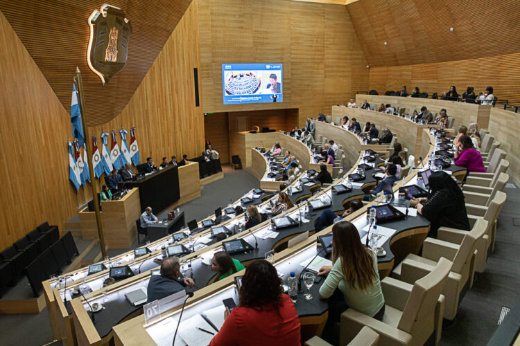 Prunotto publicó los nombres de los 1.054 asesores parlamentarios en la Legislatura