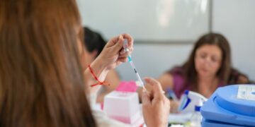 El sarampión es una enfermedad viral, contagiosa, que se transmite de persona a persona.