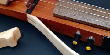 Luthiers, un oficio ancestral que sigue resonando en el siglo 21