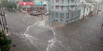 Intensas lluvias y tormentas afectan a Córdoba: cortes de luz y caos en el tránsito