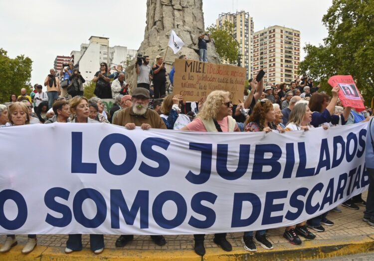 Vence la moratoria previsional: miles de personas quedarán sin acceso a la jubilación contributiva