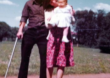 La historia del chileno sin piernas y su madre Buscarita